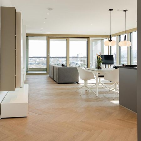 Stuttgarter Tor - Apartments Ройтлинген Номер фото