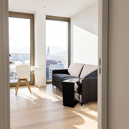 Stuttgarter Tor - Apartments Ройтлинген Номер фото