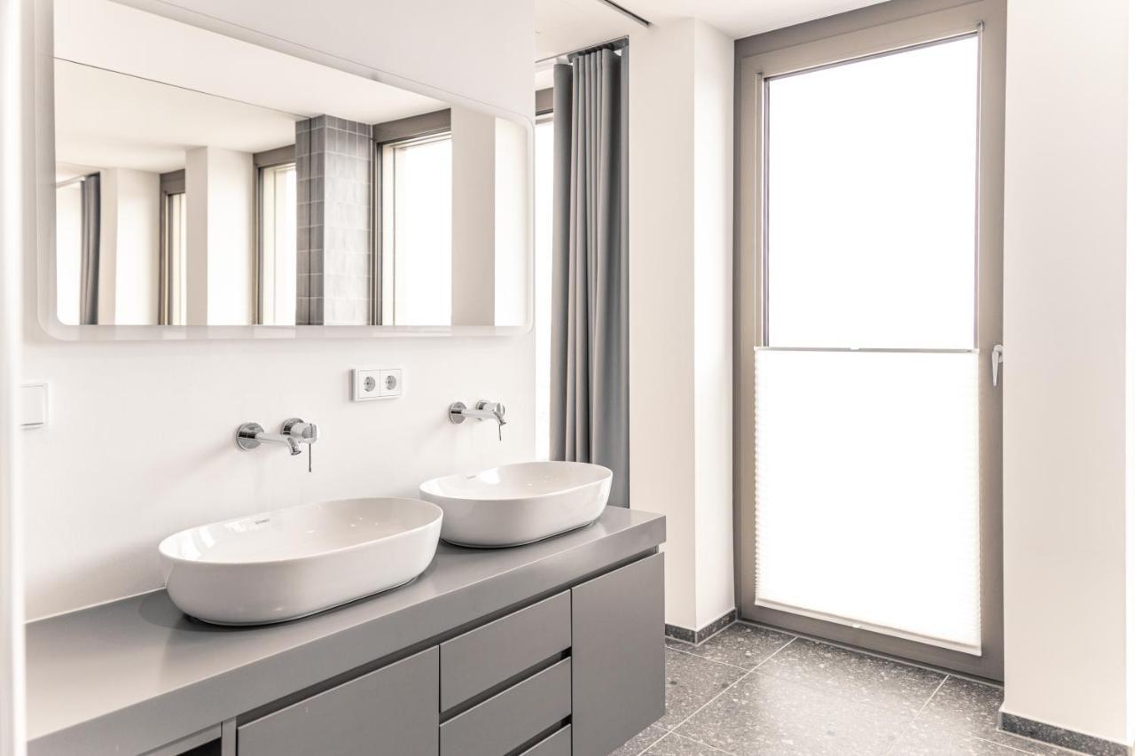 Stuttgarter Tor - Apartments Ройтлинген Экстерьер фото
