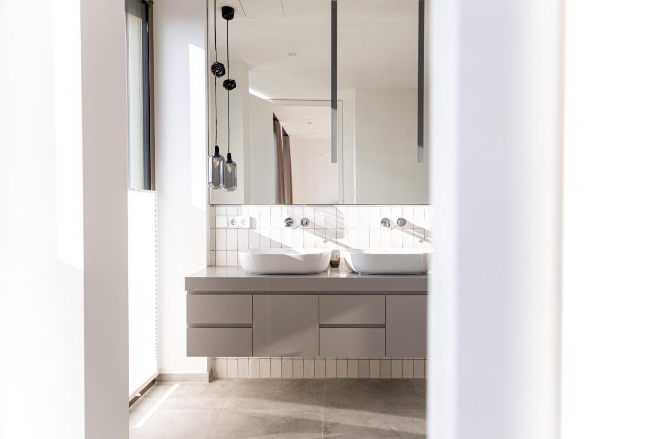 Stuttgarter Tor - Apartments Ройтлинген Экстерьер фото