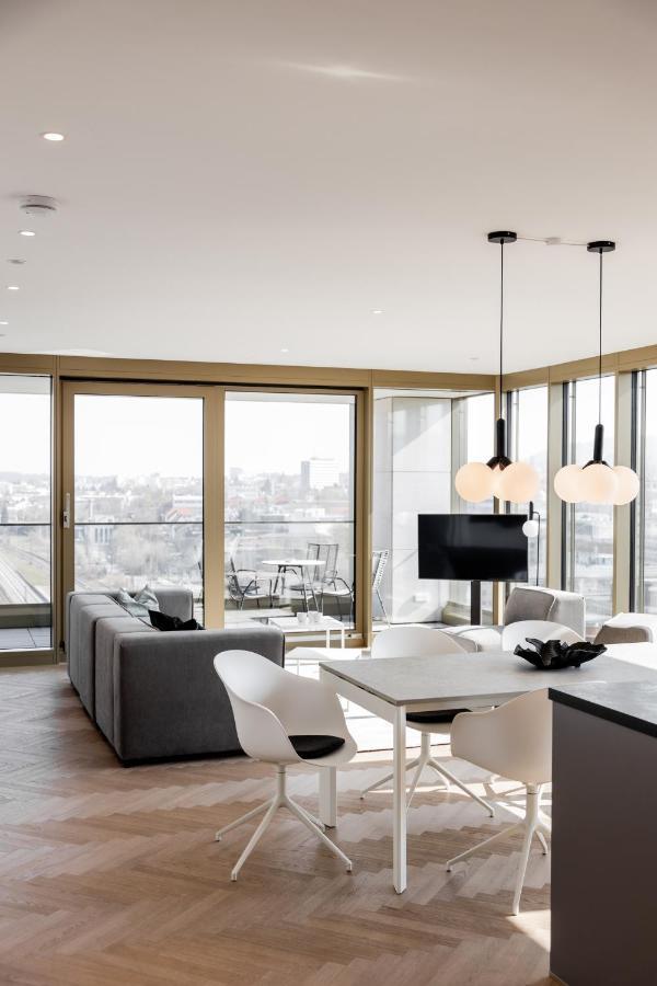 Stuttgarter Tor - Apartments Ройтлинген Экстерьер фото