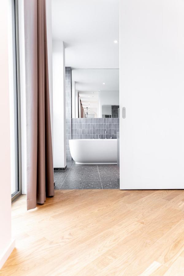 Stuttgarter Tor - Apartments Ройтлинген Экстерьер фото